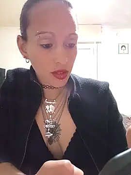 Snapshot of Zorrita_Fox chatting on 10.14.25 Zorrita Fox online show from 10.14.25