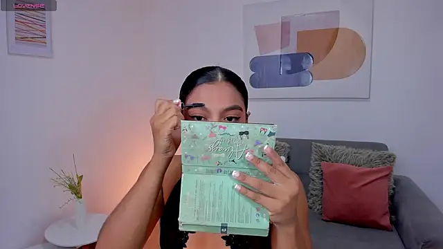 Snapshot of amandaconner chatting on 04.21.26 amandaconner online show from 04.21.26