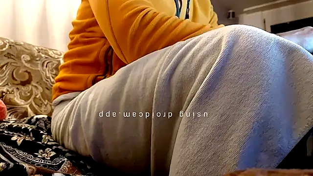 Snapshot of Pegg-fist-me chatting on 03.05.26 Pegg-fist-me online show from 03.05.26