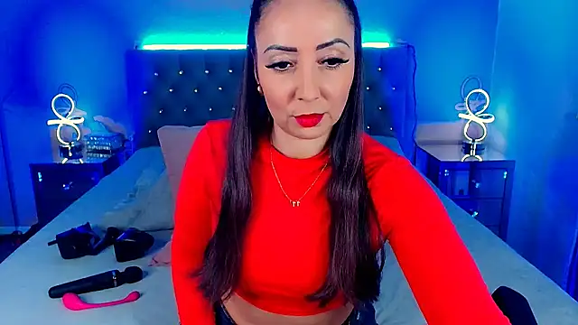 LeeTizia online show from 02.13.26