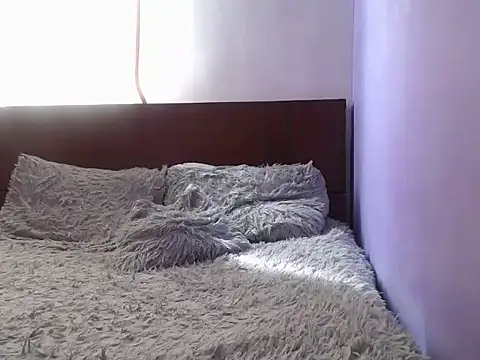 Laura martin  online show from 10.07.25