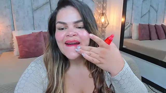 Snapshot of Sara_Thompsoon chatting on 03.02.26 Sara Thompsoon online show from 03.02.26