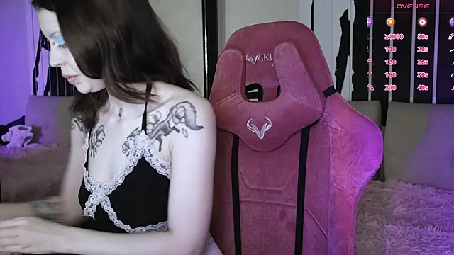 prettybones online show from 01.30.25