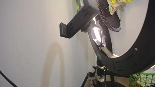 Snapshot of Stepmom_slut_50 chatting on 01.23.25 Stepmom slut 50 online show from 01.23.25