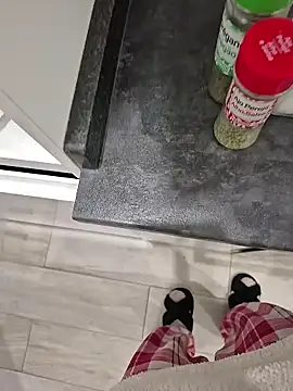 SexyErola27 online show from 01.14.26