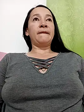 emilypoppy3 online show from 02.09.26