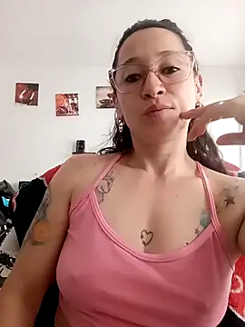 emilypoppy3 online show from 04.08.26