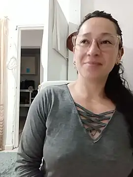 Snapshot of emilypoppy3 chatting on 07.19.26 emilypoppy3 online show from 07.19.26