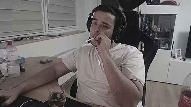 SharkLuigi online show from 09.14.25