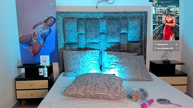 Snapshot of CandyRoxx1_ chatting on 12.16.24 CandyRoxx1 online show from 12.16.24