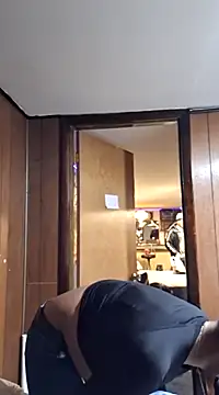 samone9 online show from 02.19.25