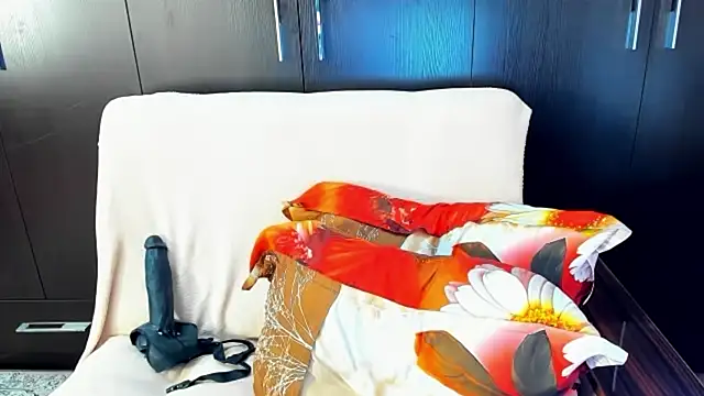 Snapshot of DaisyMun chatting on 02.02.26 DaisyMun online show from 02.02.26