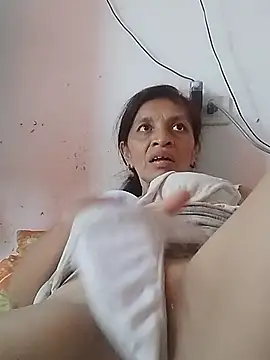 Snapshot of soltrinidad chatting on 11.12.25 soltrinidad online show from 11.12.25