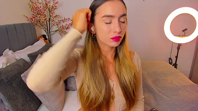 im sarah34 online show from 02.21.25