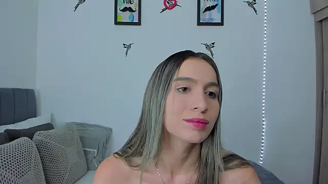 im sarah34 online show from 01.11.26