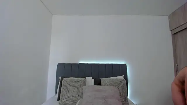 im sarah34 online show from 05.12.26