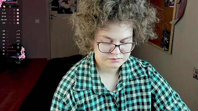 Sashy Way online show from 01.15.25