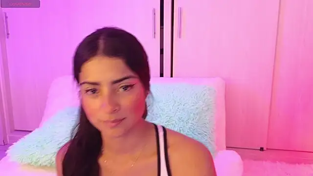 Yues050600 online show from 12.08.24