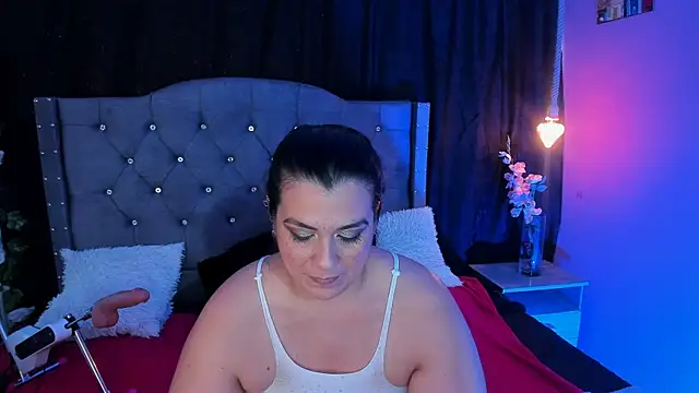 Snapshot of martina_foxy_ chatting on 03.10.25 martina foxy online show from 03.10.25