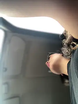 Mila Morgan online show from 02.03.26