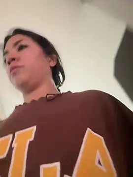 Mila Morgan online show from 02.04.26