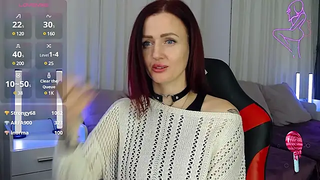 Snapshot of ElisaJane chatting on 12.16.24 ElisaJane online show from 12.16.24