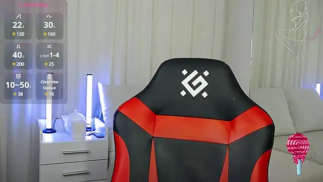 Snapshot of ElisaJane chatting on 01.24.25 ElisaJane online show from 01.24.25