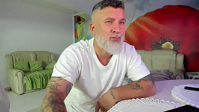 BlowMyXXL online show from 01.13.26