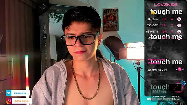 Snapshot of marckalexis chatting on 02.11.25 marckalexis online show from 02.11.25