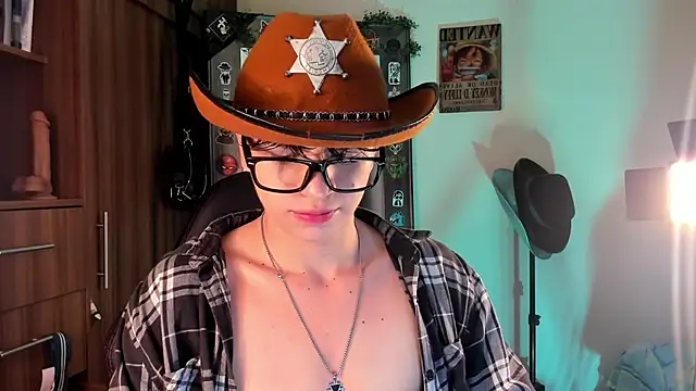 Snapshot of marckalexis chatting on 09.15.25 marckalexis online show from 09.15.25