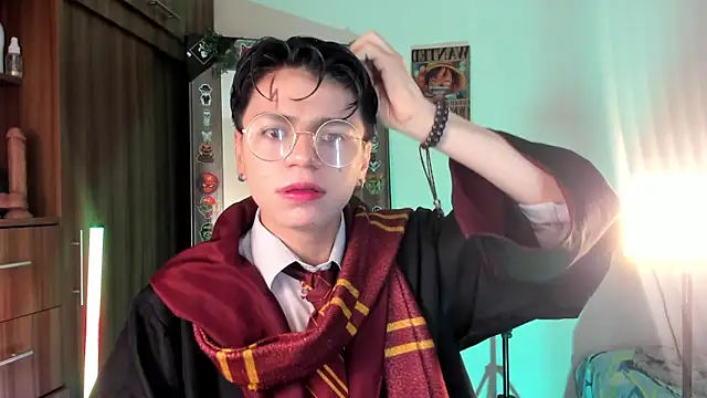 Snapshot of marckalexis chatting on 10.03.25 marckalexis online show from 10.03.25