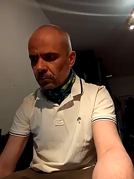 Snapshot of Franc113 chatting on 03.24.26 Franc113 online show from 03.24.26