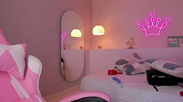 violeth hill online show from 02.01.25