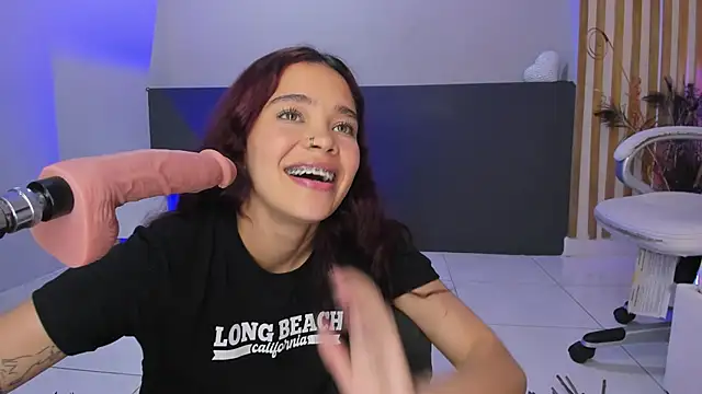 violeth hill online show from 03.06.25