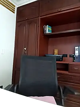 XMara online show from 02.14.25