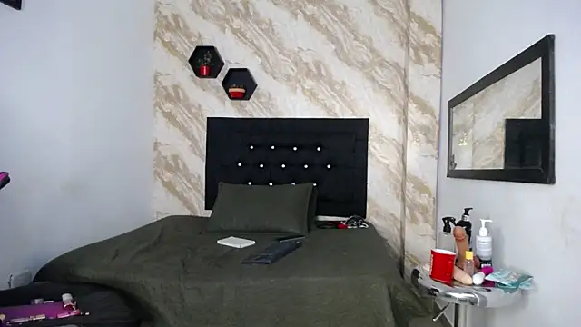 issa  love online show from 05.30.26