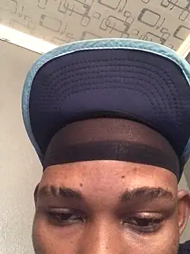 Snapshot of MixedItem chatting on 02.23.26 MixedItem online show from 02.23.26