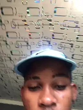 Snapshot of MixedItem chatting on 03.09.26 MixedItem online show from 03.09.26