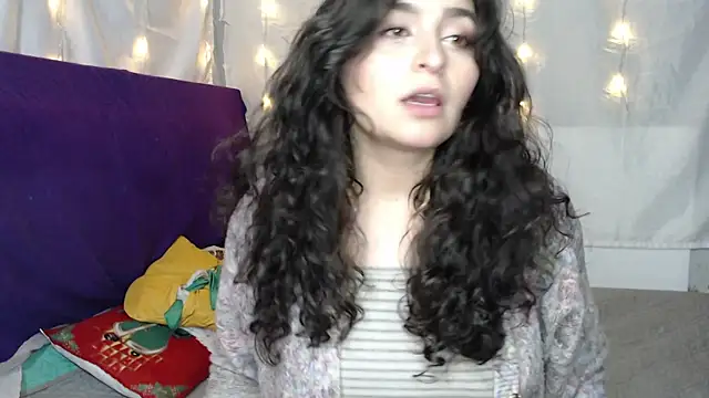 Snapshot of Marci_owo chatting on 12.16.24 Marci owo online show from 12.16.24