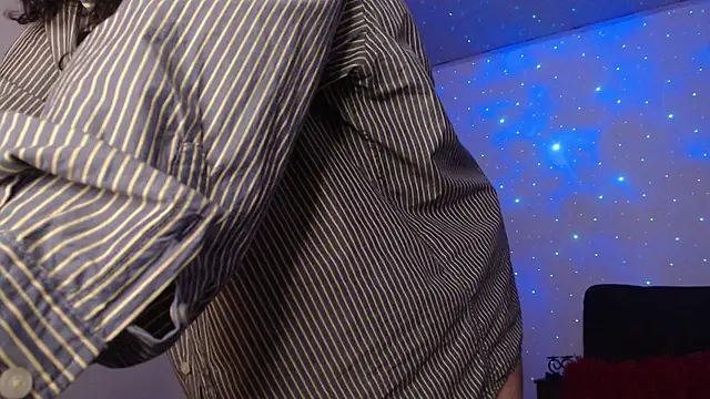 Snapshot of Marci_owo chatting on 03.06.25 Marci owo online show from 03.06.25