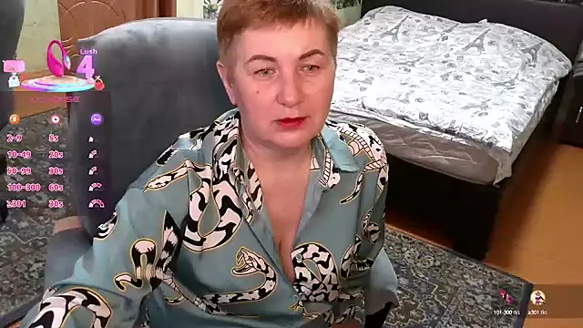 Snapshot of NicoleOlla chatting on 03.01.25 NicoleOlla online show from 03.01.25