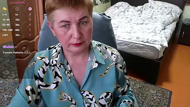 Snapshot of NicoleOlla chatting on 03.01.25 NicoleOlla online show from 03.01.25