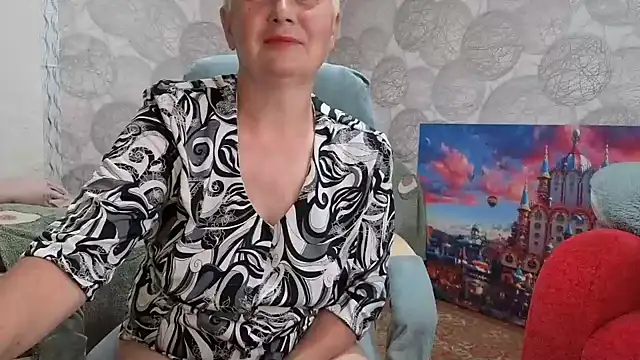 Snapshot of NicoleOlla chatting on 05.09.26 NicoleOlla online show from 05.09.26