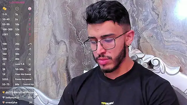 Liam Kleiin online show from 02.12.25