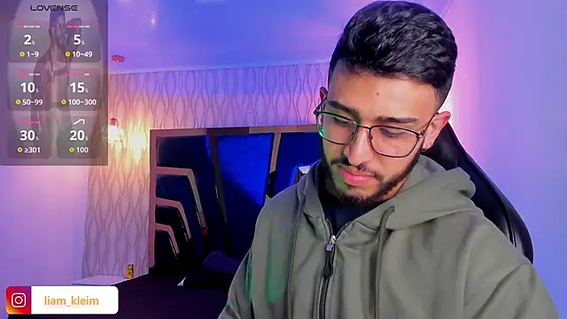 Liam Kleiin online show from 02.05.26