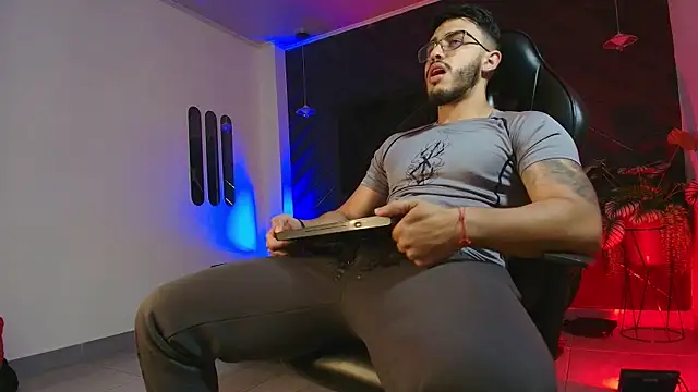 Liam Kleiin online show from 04.06.26