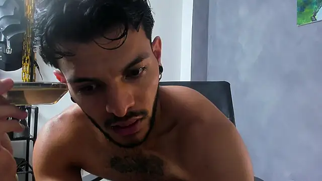 Snapshot of JuanBlade chatting on 02.05.26 JuanBlade online show from 02.05.26