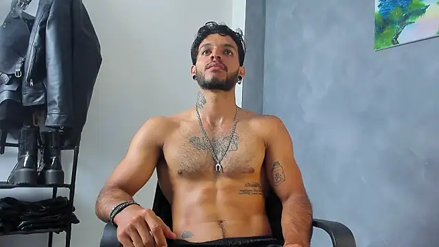 Snapshot of JuanBlade chatting on 03.03.26 JuanBlade online show from 03.03.26