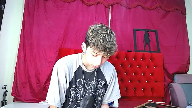 Snapshot of _Thomas_hot_ chatting on 03.01.25 Thomas hot online show from 03.01.25