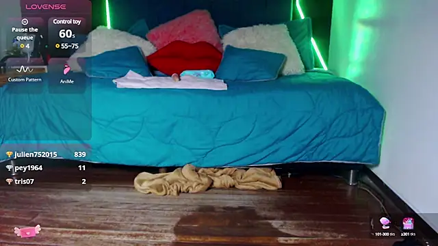 Snapshot of megan_collins96 chatting on 02.01.25 megan collins96 online show from 02.01.25